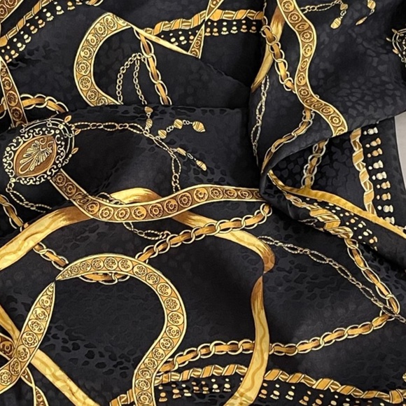 Designer silk scarf - Picture 2 of 3